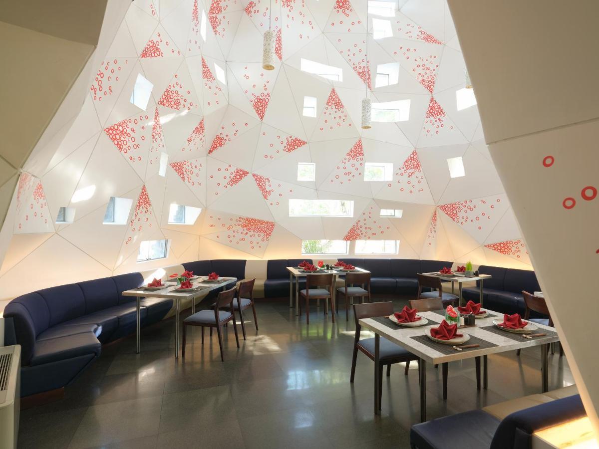 Maya Sanur Resort & Spa Екстер'єр фото Interior of the restaurant