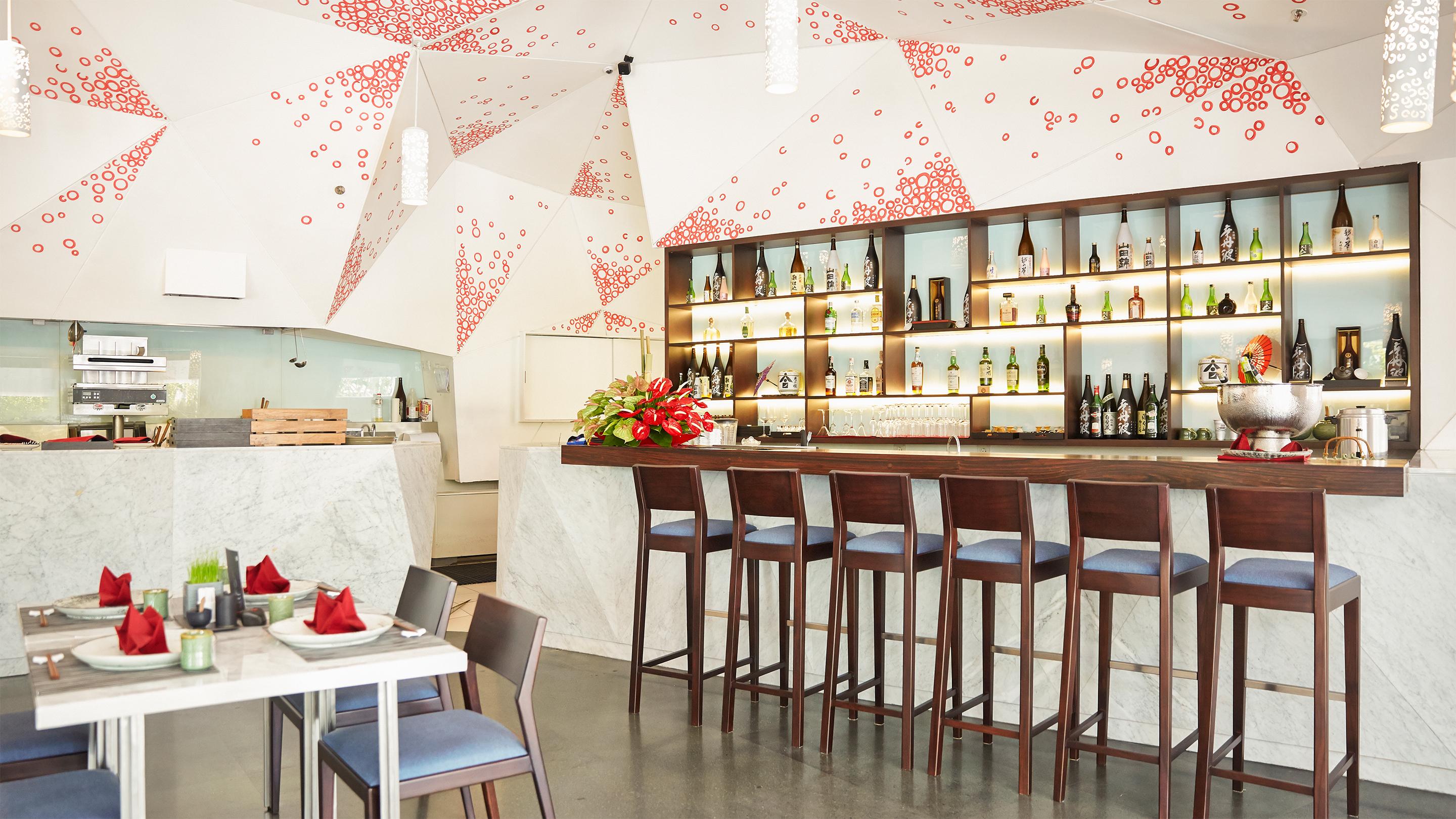 Maya Sanur Resort & Spa Екстер'єр фото The bar at the restaurant